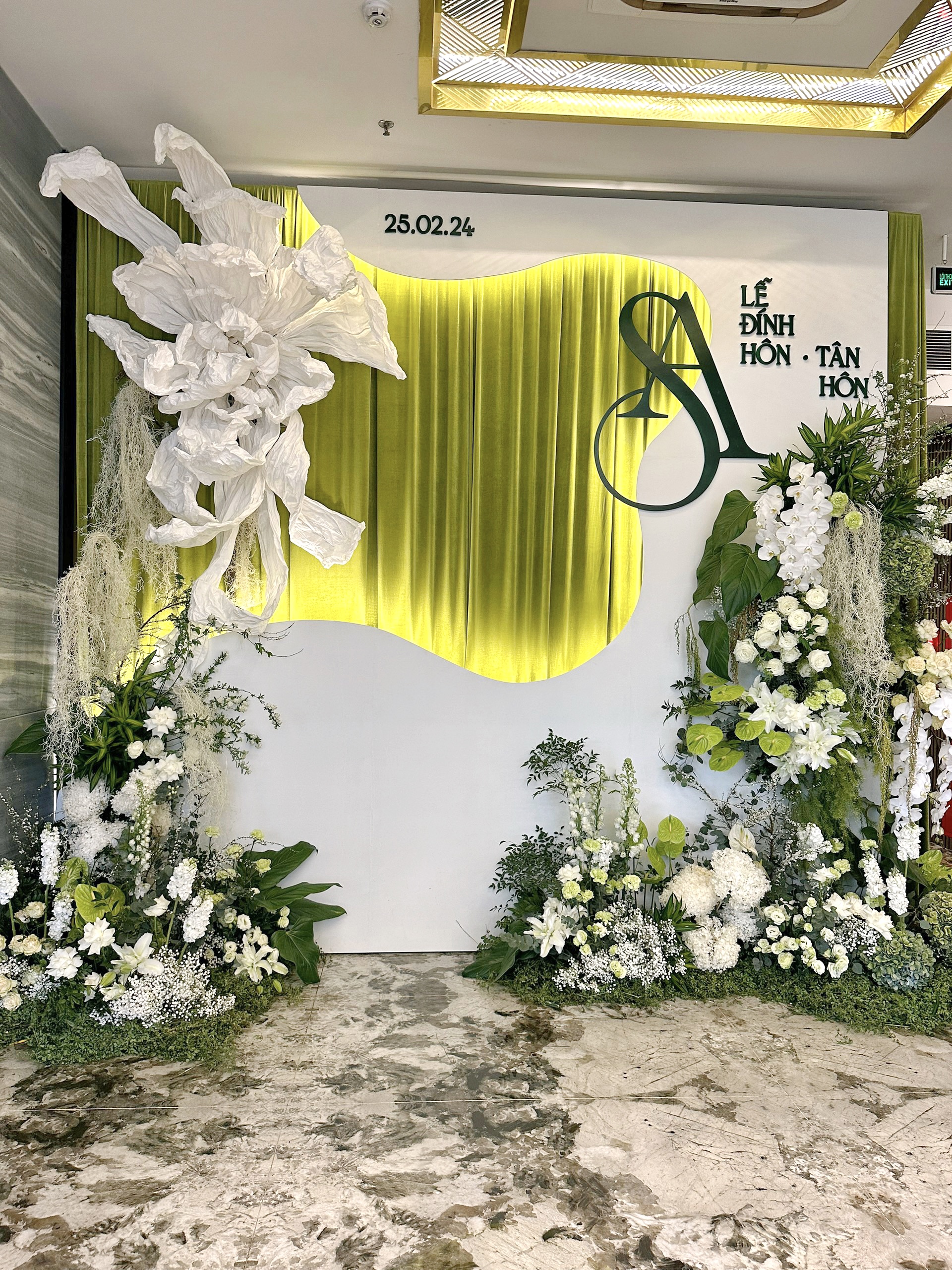 {"ARInfo":{"IsUseAR":false},"Version":"1.0.0","MakeupInfo":{"IsUseMakeup":false},"FaceliftInfo":{"IsChangeEyeLift":false,"IsChangeFacelift":false,"IsChangePostureLift":false,"IsChangeNose":false,"IsChangeFaceChin":false,"IsChangeMouth":false,"IsChangeThinFace":false},"BeautyInfo":{"SwitchMedicatedAcne":false,"IsAIBeauty":false,"IsBrightEyes":false,"IsSharpen":false,"IsOldBeauty":false,"IsReduceBlackEyes":false},"HandlerInfo":{"AppName":2},"FilterInfo":{"IsUseFilter":false}}