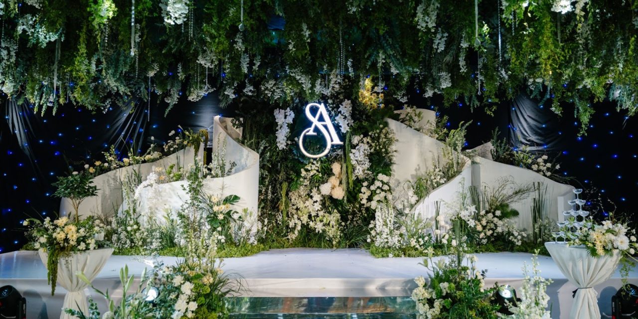 Gợi ý màu chủ đạo tiệc cưới mệnh Thủy – Sang trọng & hợp phong thủy