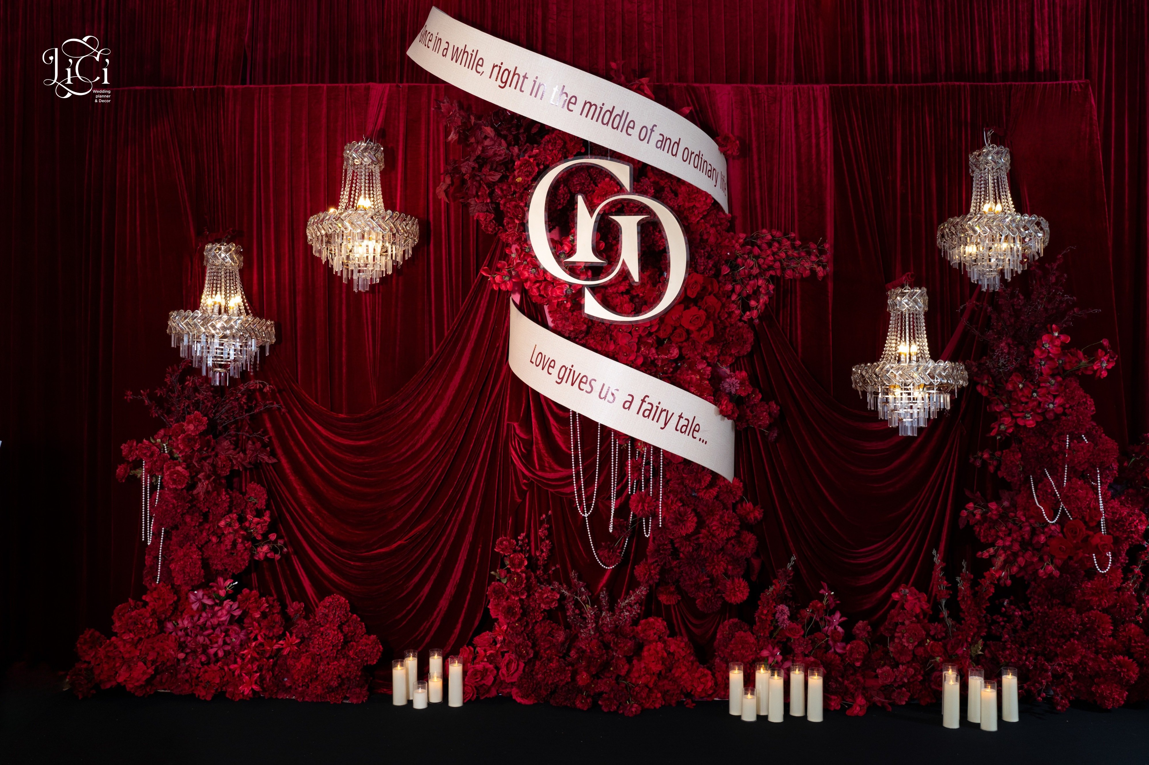 trang-tri-tiec-cuoi-vai-nhung